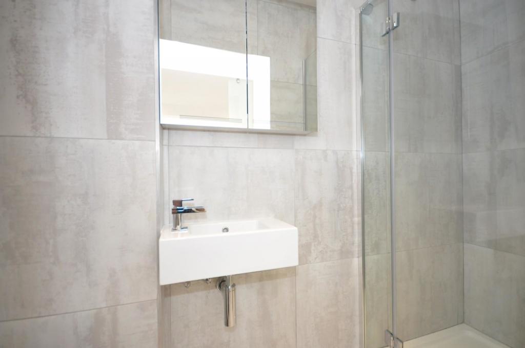 En-suite shower room