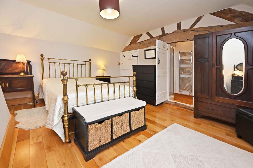 Bedroom one to en=suite