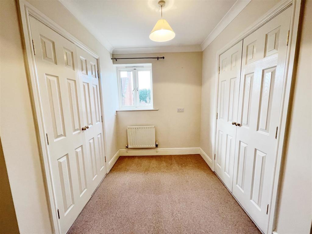 Dressing Area pic 2.jpg