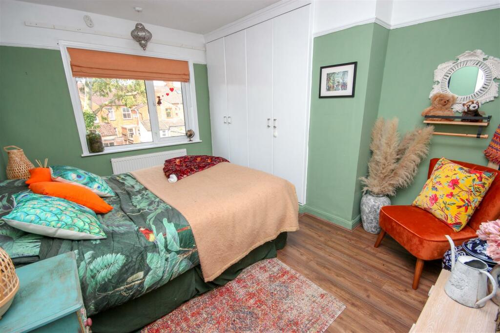 Bedroom 2.jpg
