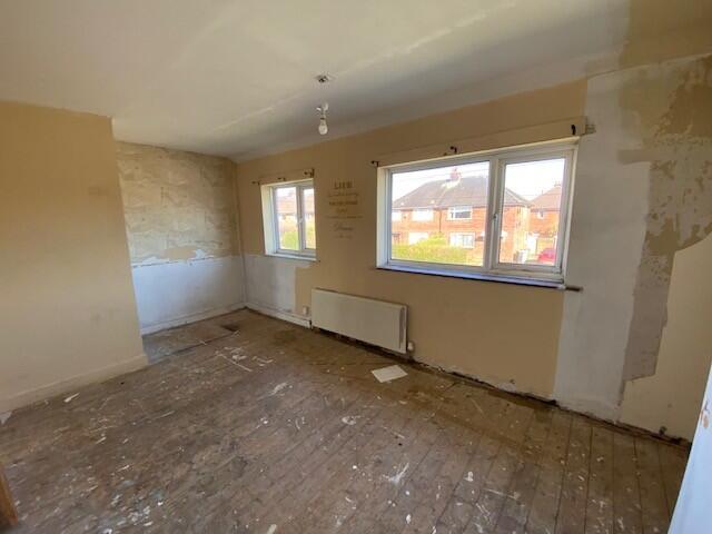 Bedroom One T202503281251.jpg