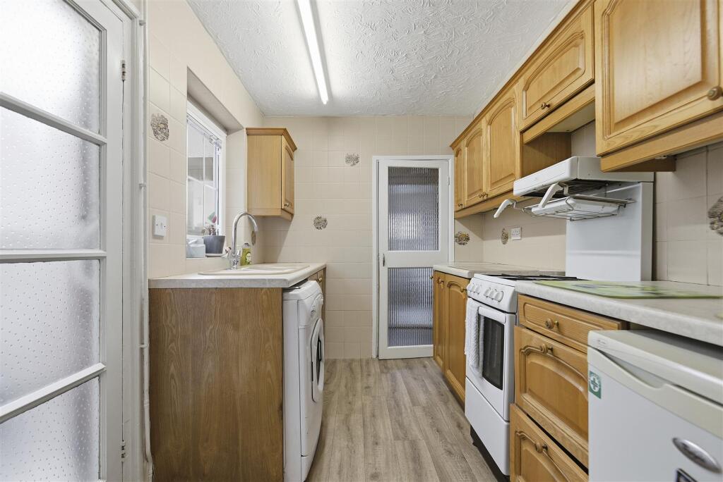 12 Seaview Road 6.jpg