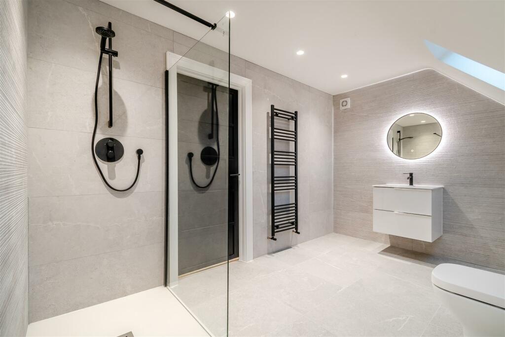 8628166-interior39.jpg