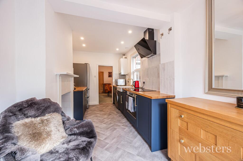 Kitchen / Breakfast Room