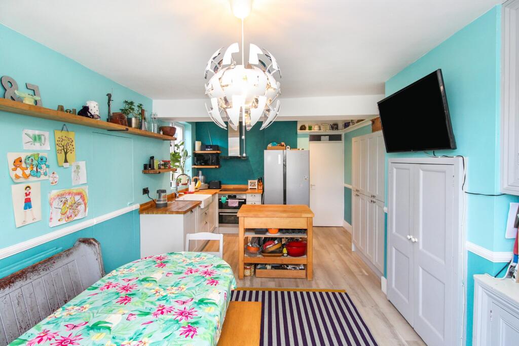 Kitchen/Breakfast Room