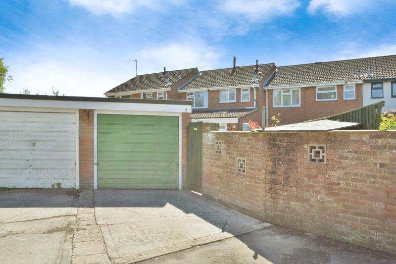 Driveway parking and garage