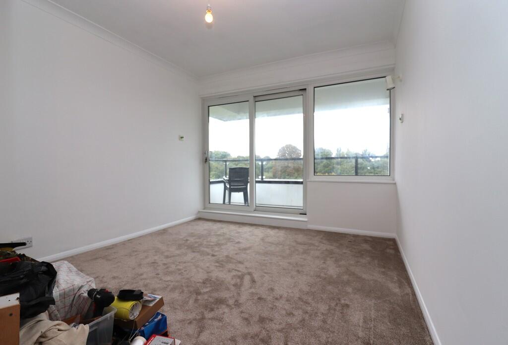 15 Marlow House b...