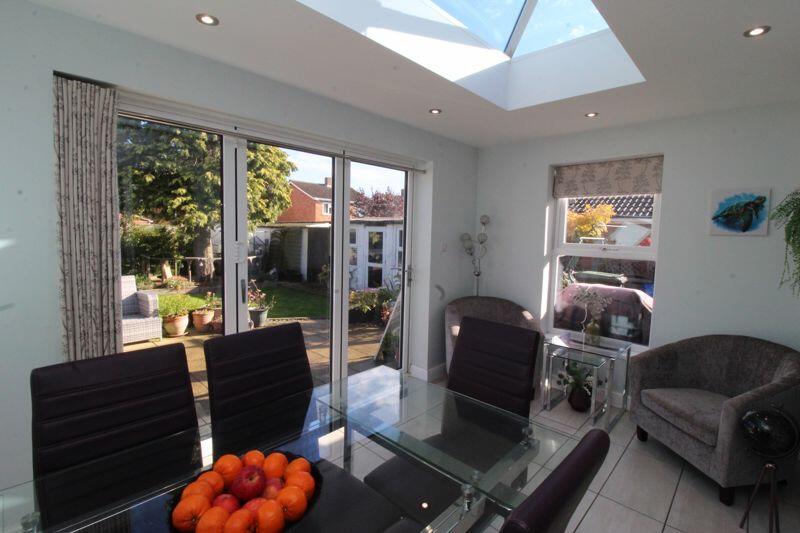 Garden room/Dining room