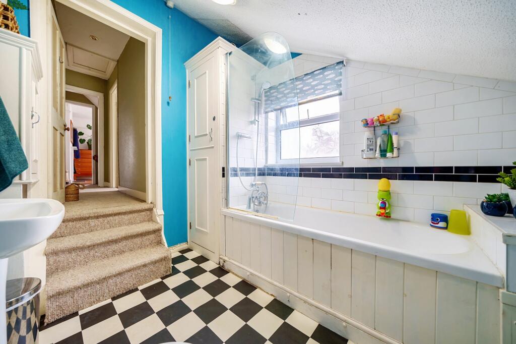 Bathroom (2)