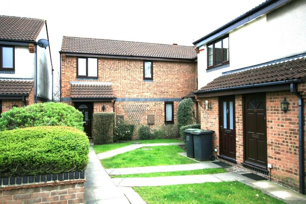 2bedroom Terraced for rent