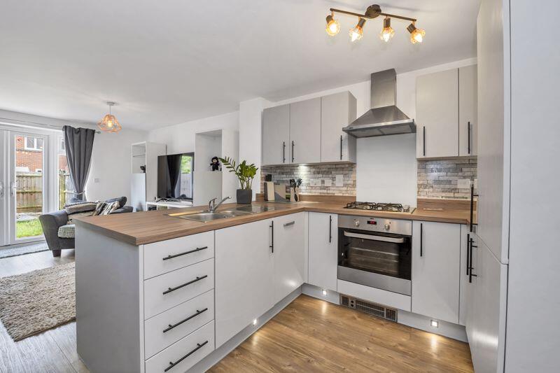 Sitting Room/Kitchen