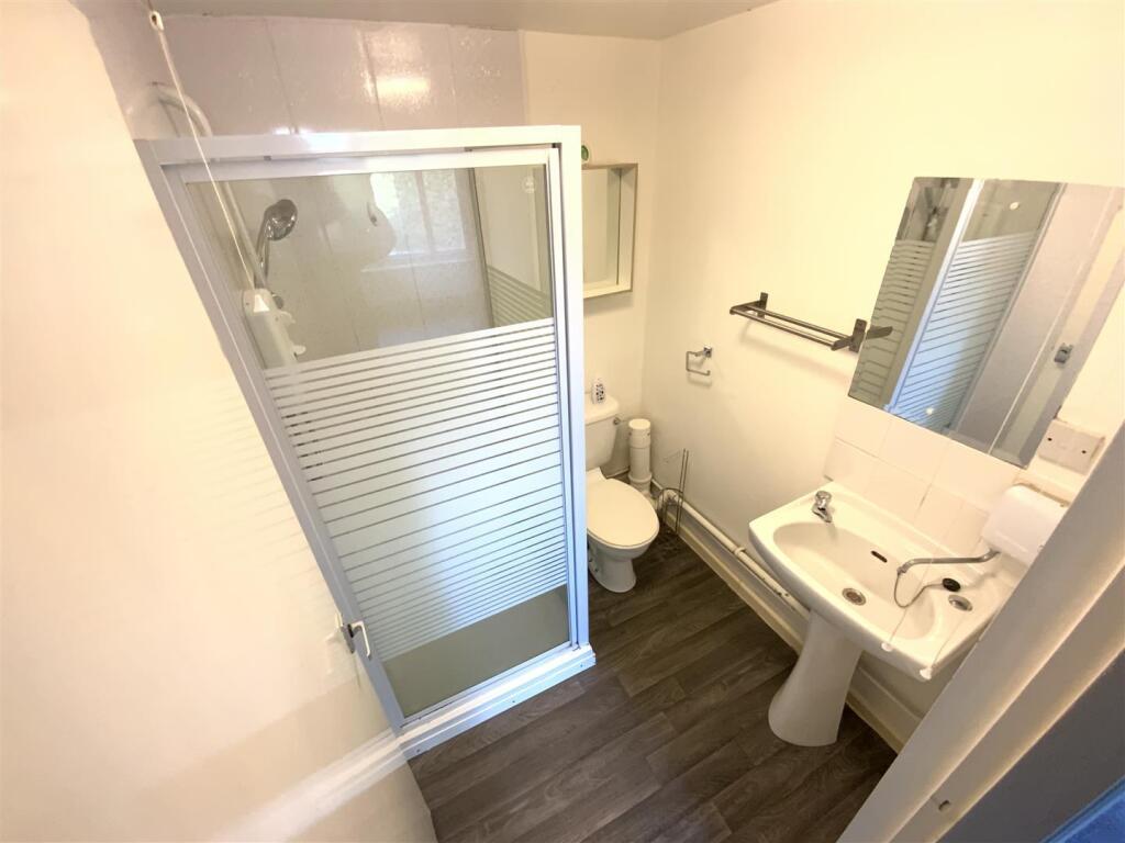 Flat 5