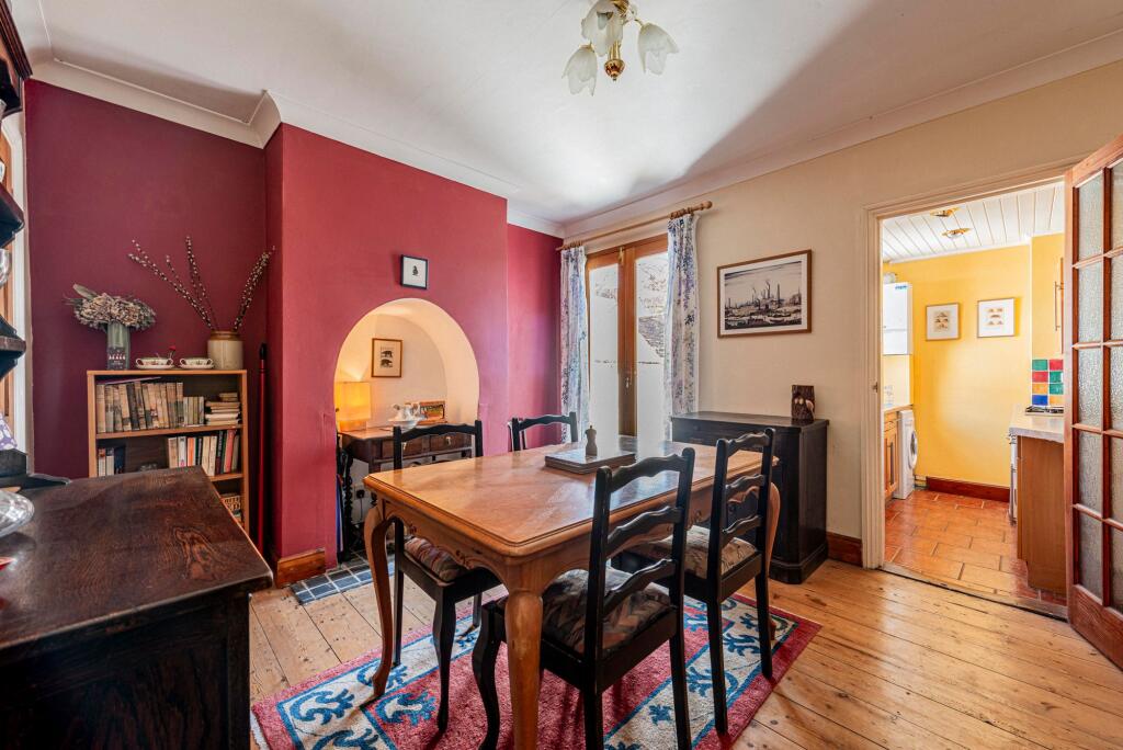 Dining Room (2)