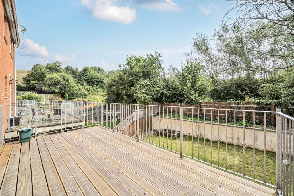 1329580-12-688358a141747