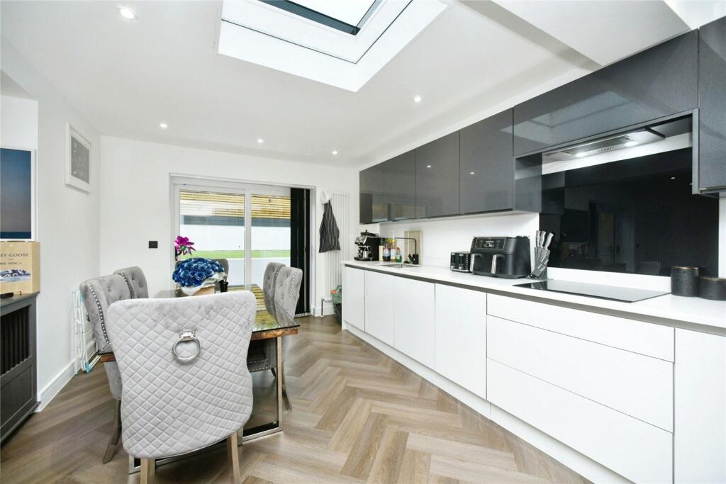 Kitchen/Living Room