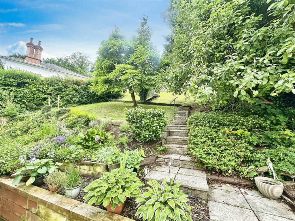 GARDENS