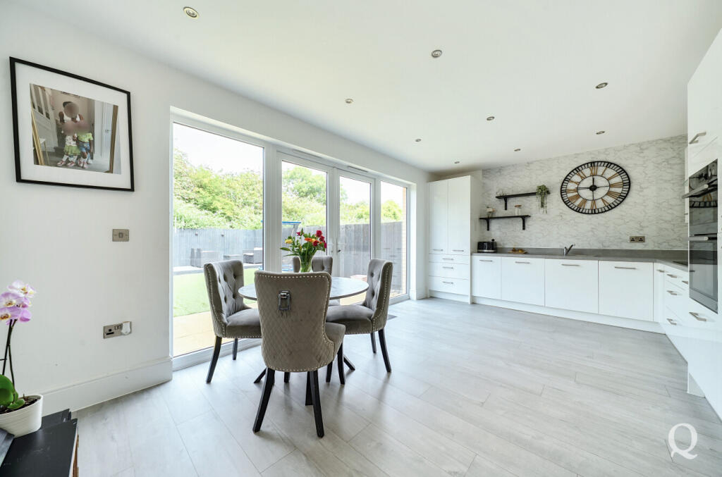 2ef45e3e-3b20-4c9...