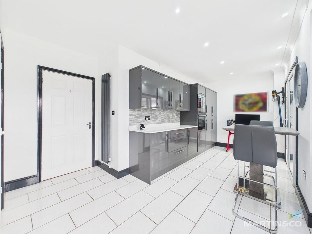 CAM03111G0-PR0365...