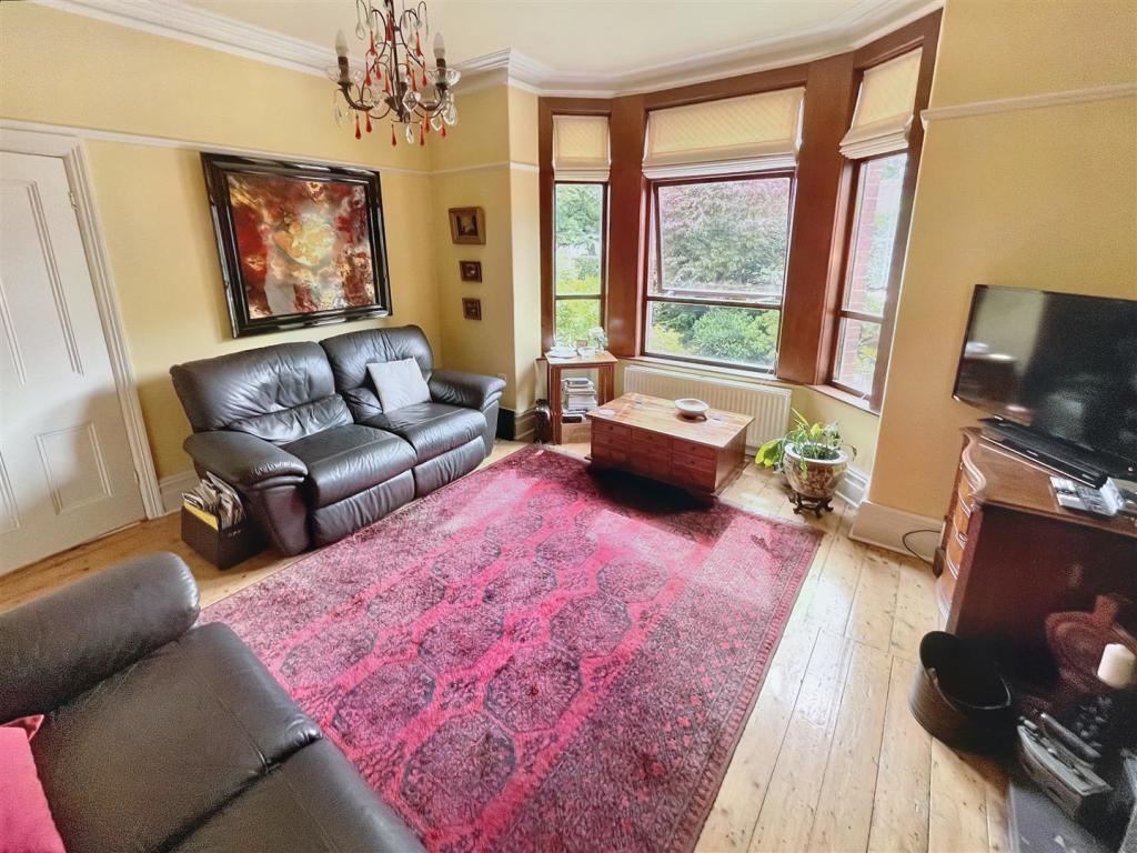 Lounge Aspect 2.jpg
