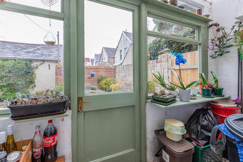 Pen Y Wain Road 6-19.jpg