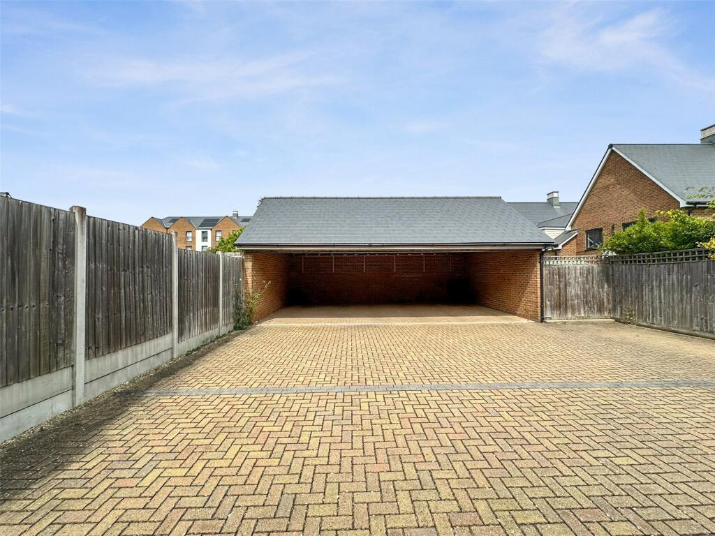 Car Port &amp; Parking