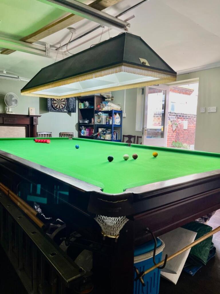 Billiard Room/Garage