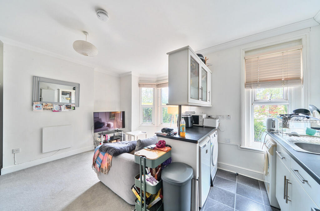 13-681b6b7b63abf-...