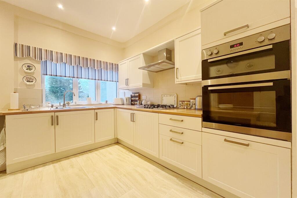 Kitchen Breakfast Ro