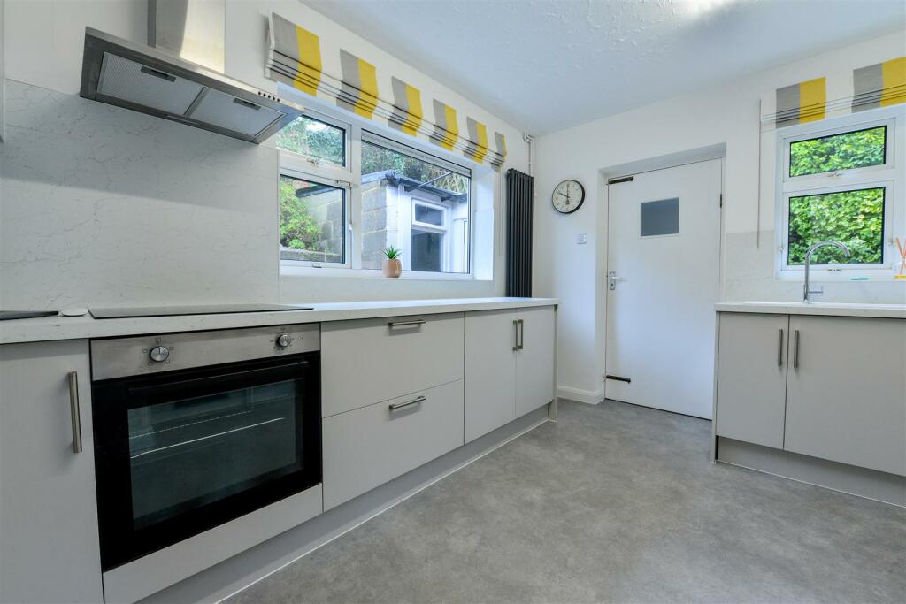 15 53a Holbrook Road.jpg