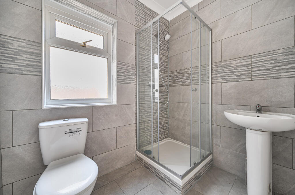 1374088-10-6900da...