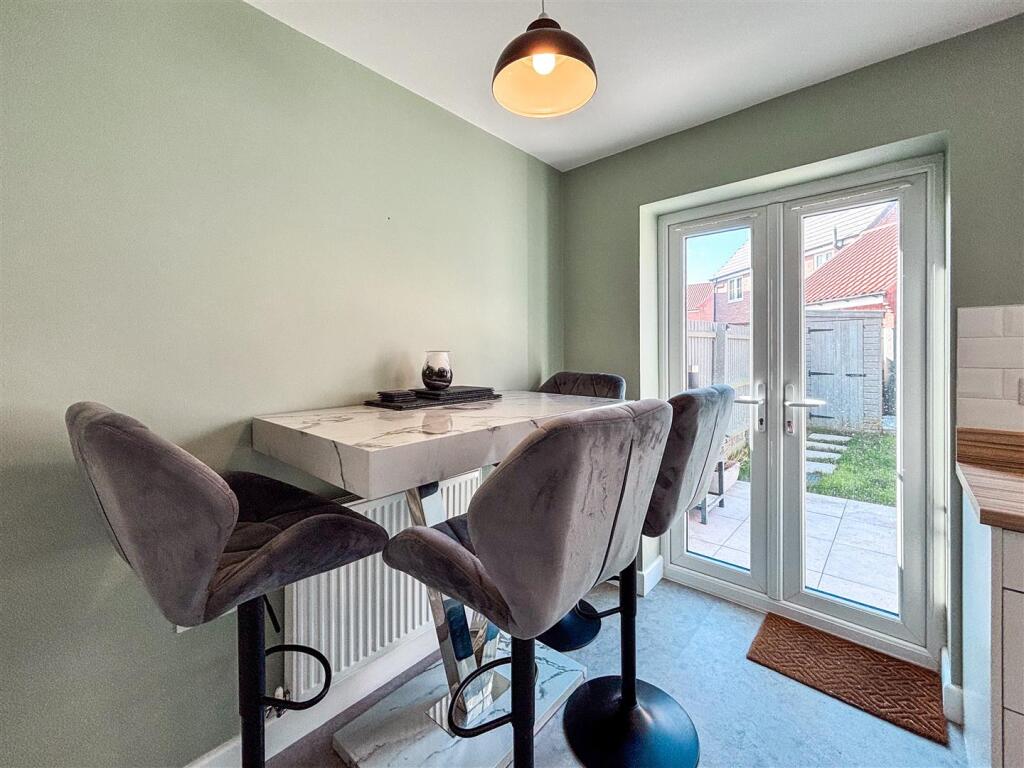 Kitchendining area.jpg