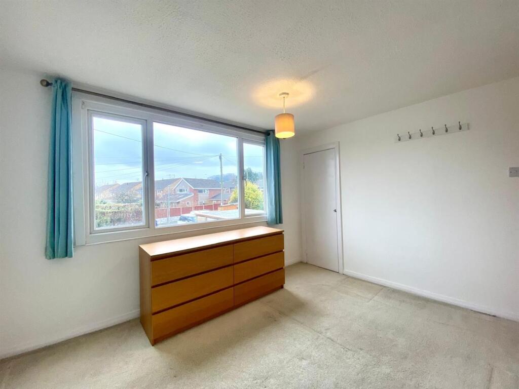 BEDROOM 14.jpg