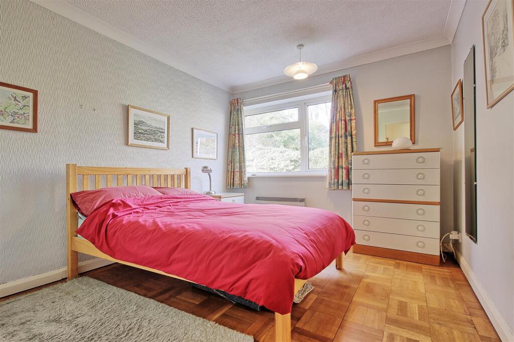 Bedroom 2.jpg