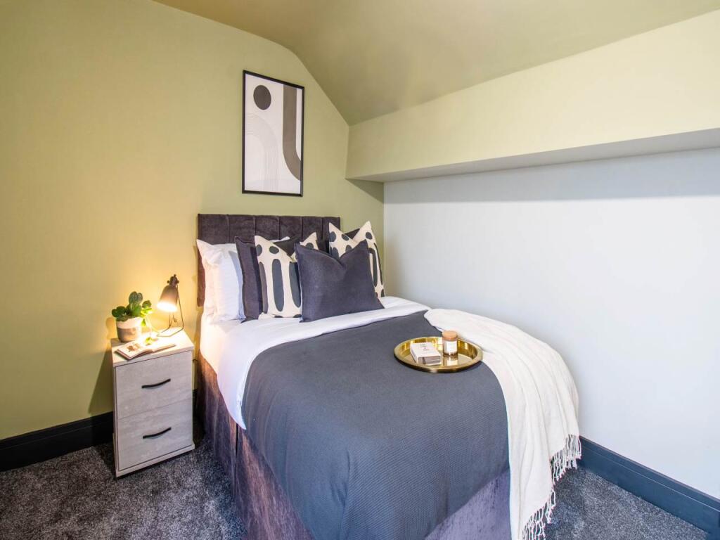 2 Woodville Mount R1