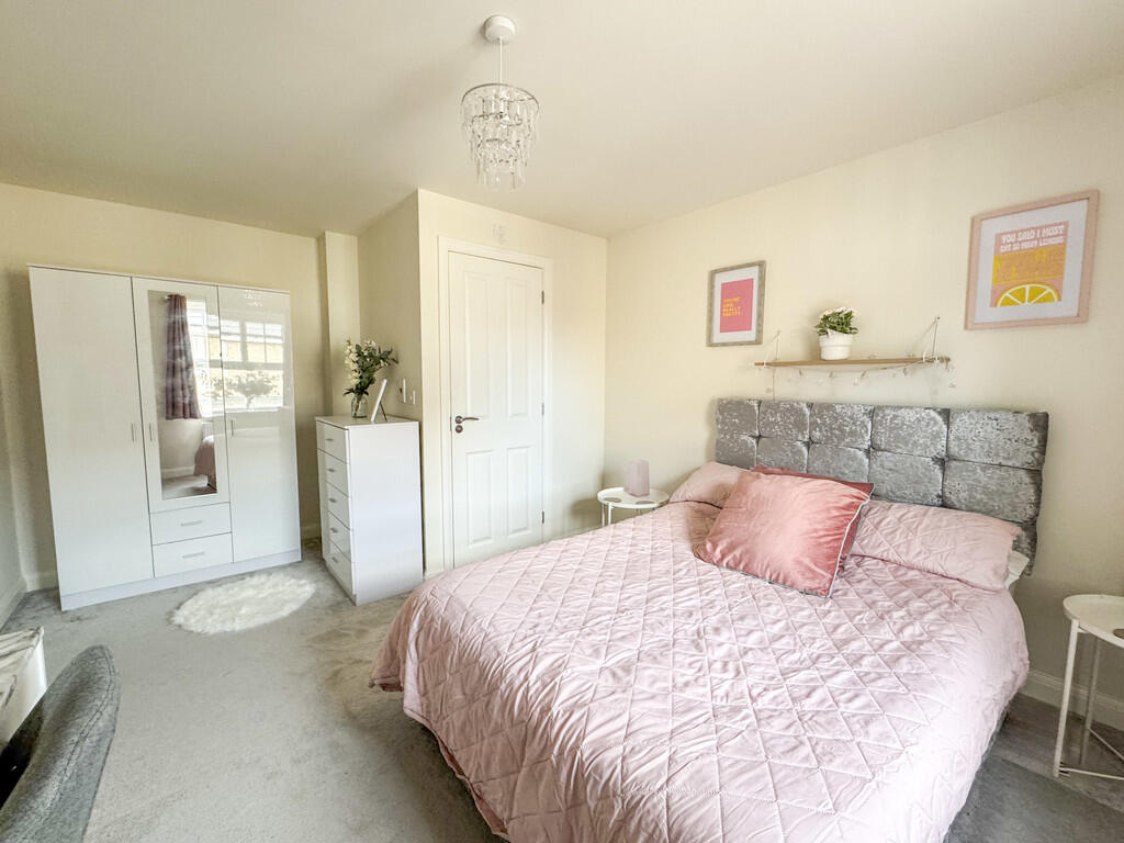 bed2 image2