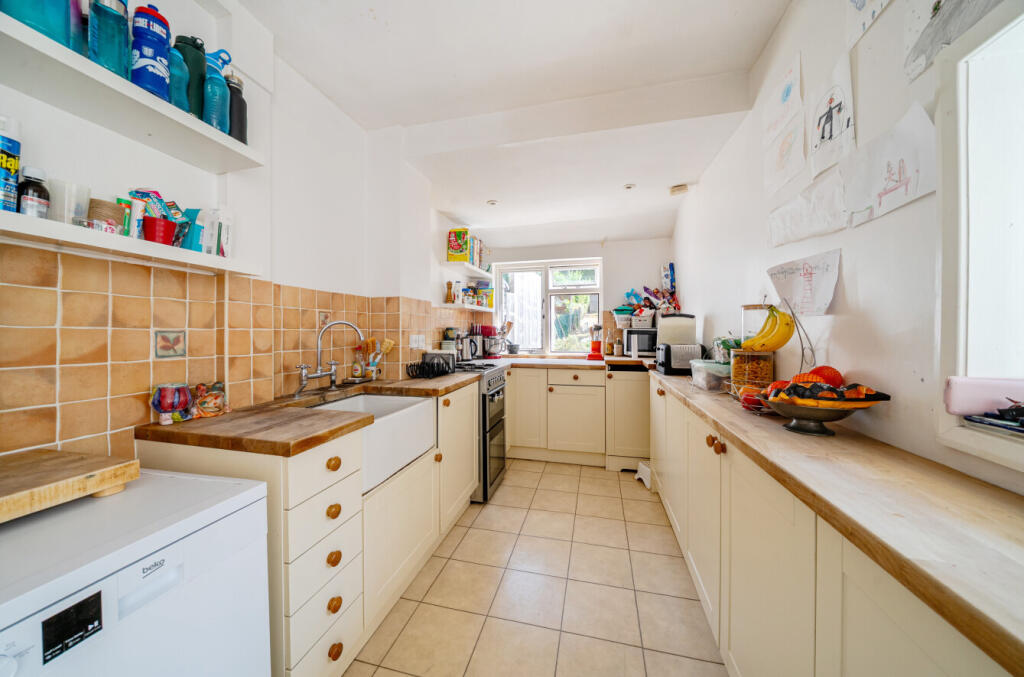 1317296-9-687a354...