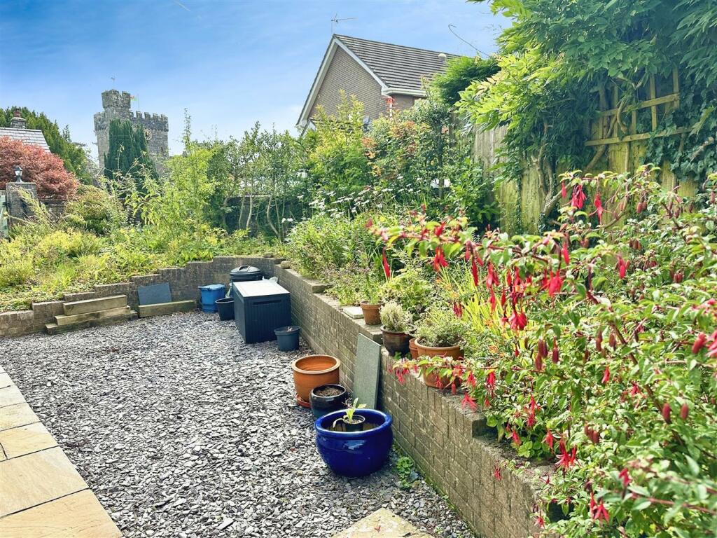 GARAGE AND GARDENS
