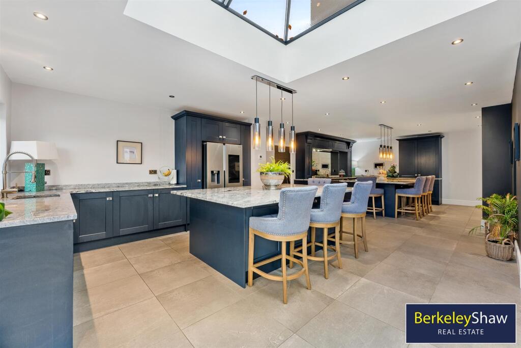 Kitchen/Living/Dining