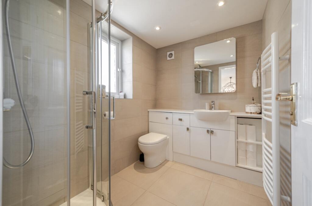 EweMove Wetherby En Suite1