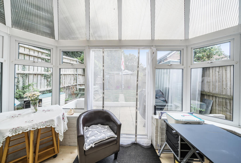 1335665-12-6895b7...