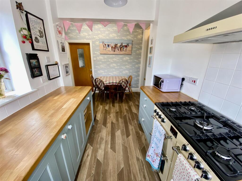 Bramleys Estate Agents - Huddersfield Road - Mirfi