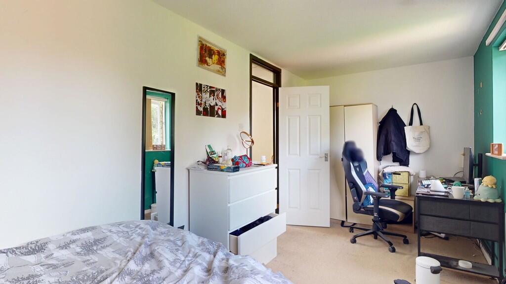 Bedroom 2 - Angle...