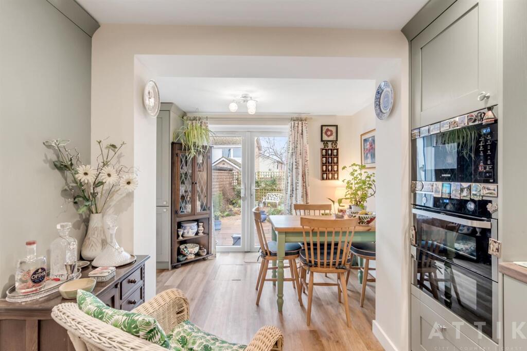 Attik 11 St Johns Road Bungay NR35 1DH (21).jpg