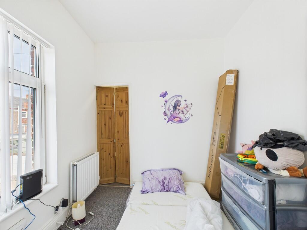 CAM01835G0-PR0202...