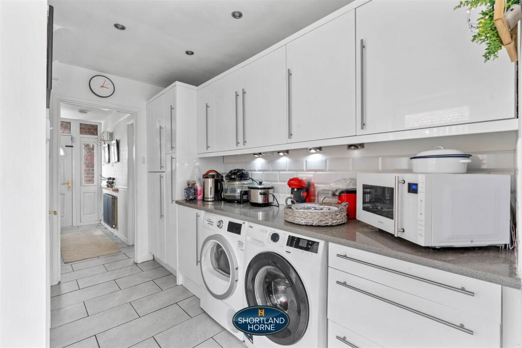 141 Ash Green Lane (36 of 42).jpg