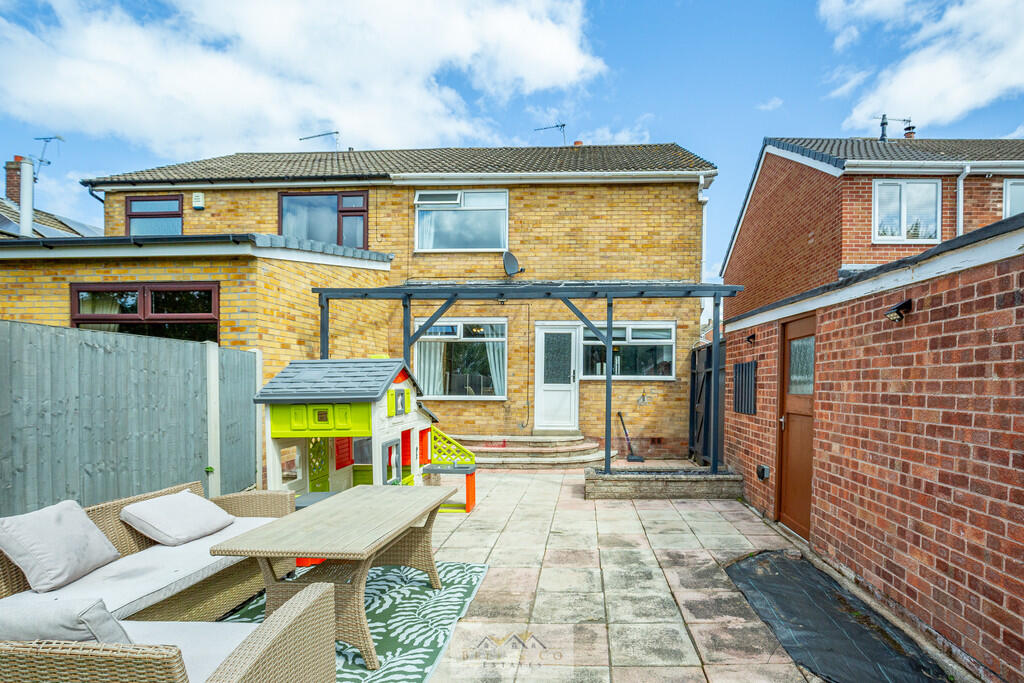 Back garden 1.1