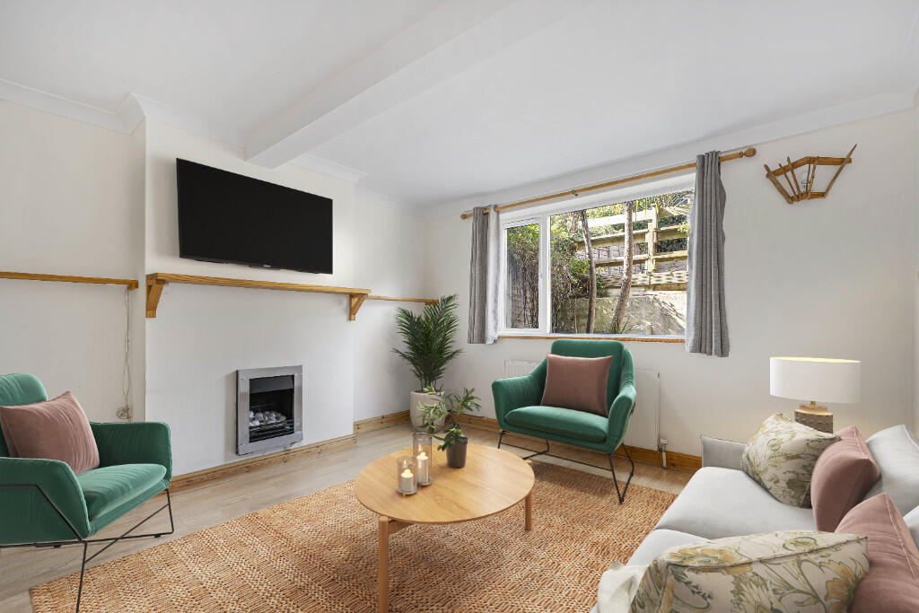 Lounge 1 furnishe...