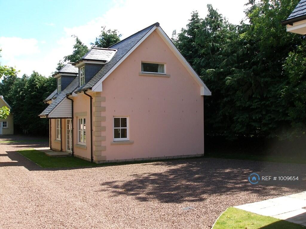 2 Bed Detached House