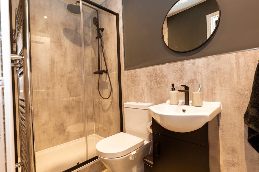 BEDROOMS AND BATHROOMS