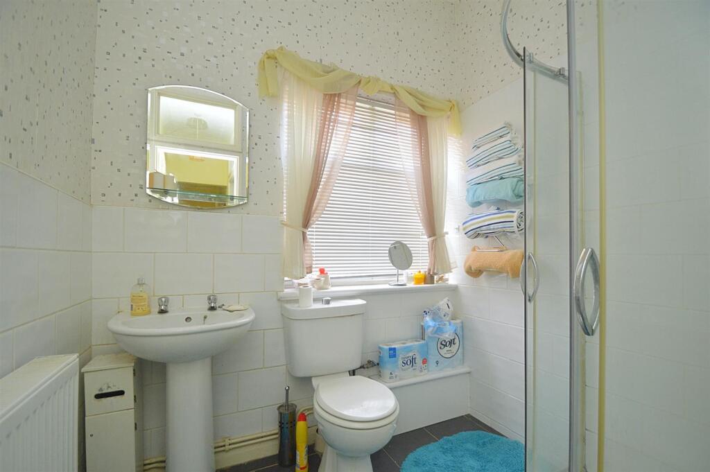 resizedShower1.jpg